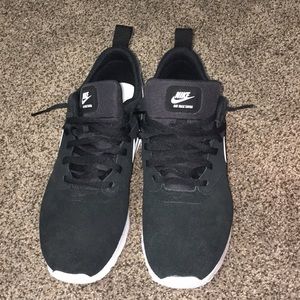 Nike air max Tavas LTR size 8.5